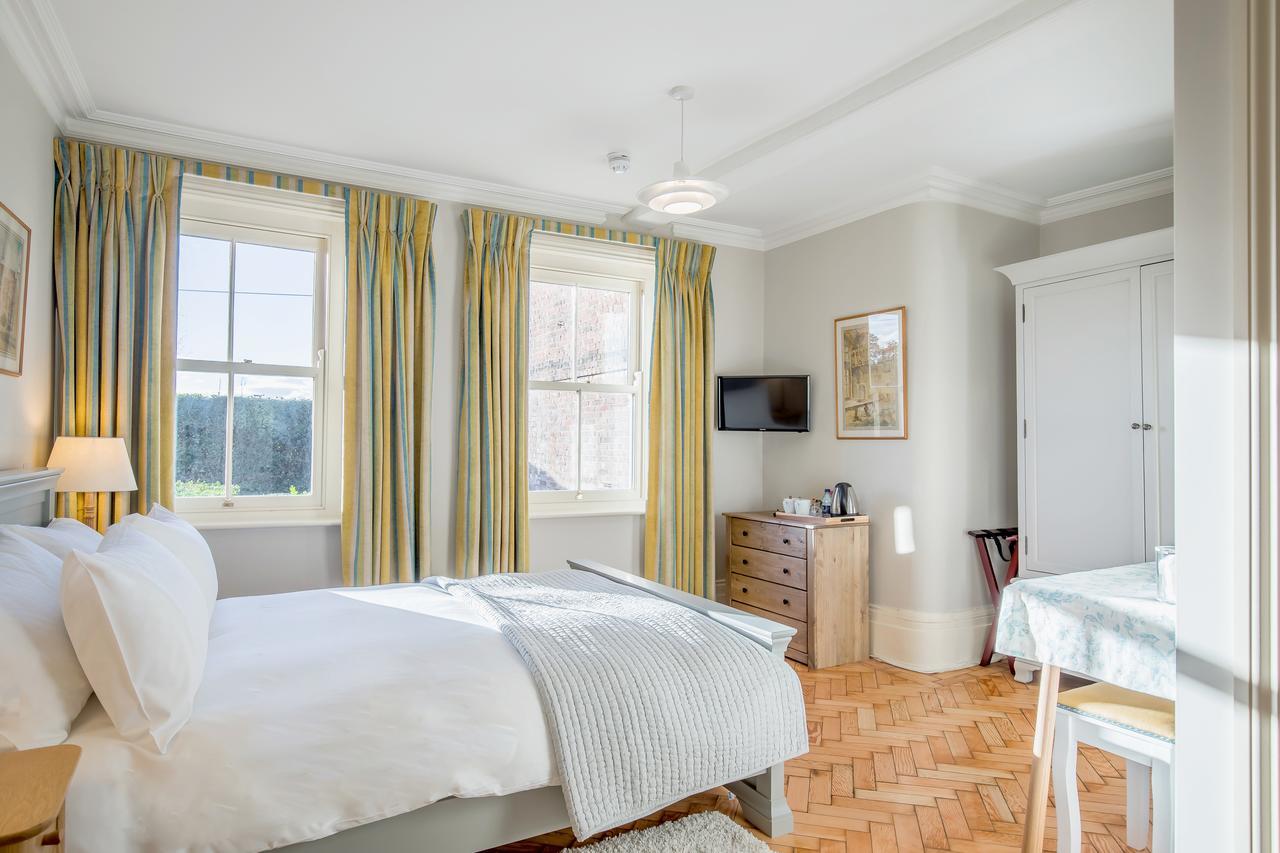 Lawn House Hotel Hatfield  Luaran gambar